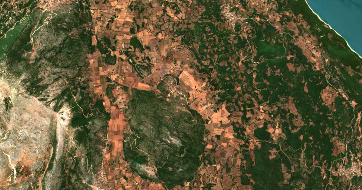 Satelitska karta: Ágios Nikólaos