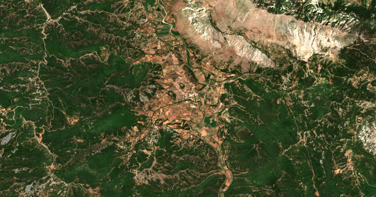 Satelitska karta: Néo Chalkiópoulo