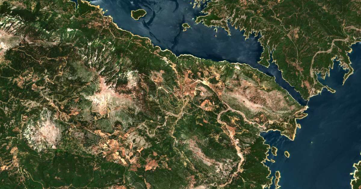 Satelitska karta: Tríklinon