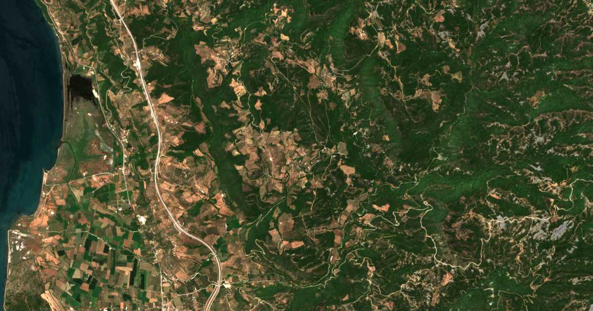 Satelitska karta: Xirolívadon