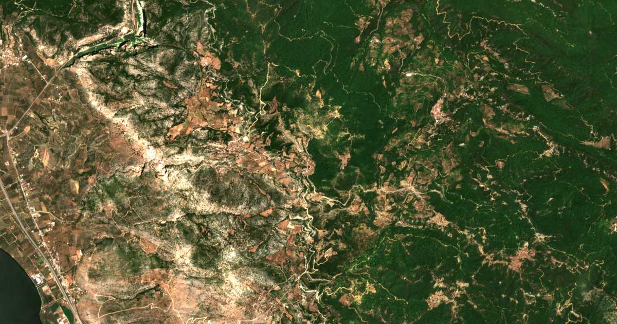 Satelitska karta: Elliniká