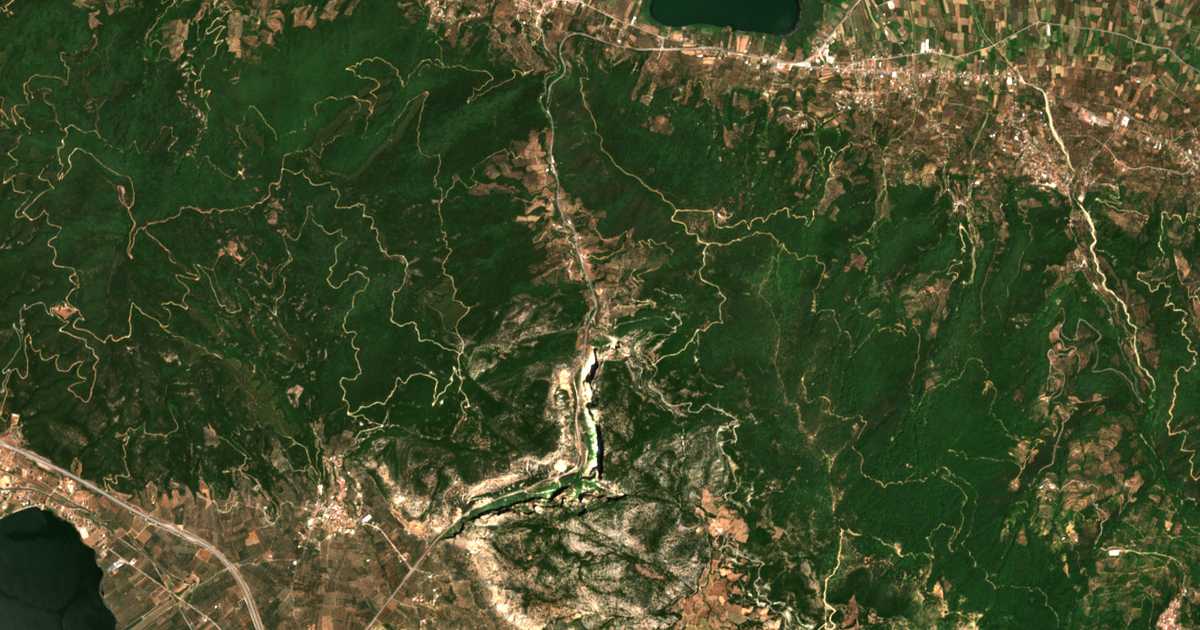Satelitska karta: Fragkoulaíika