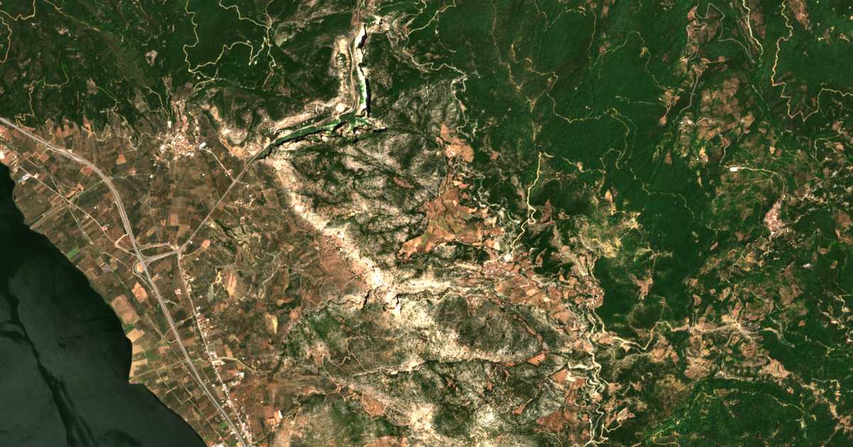 Satelitska karta: Káto Elliniká