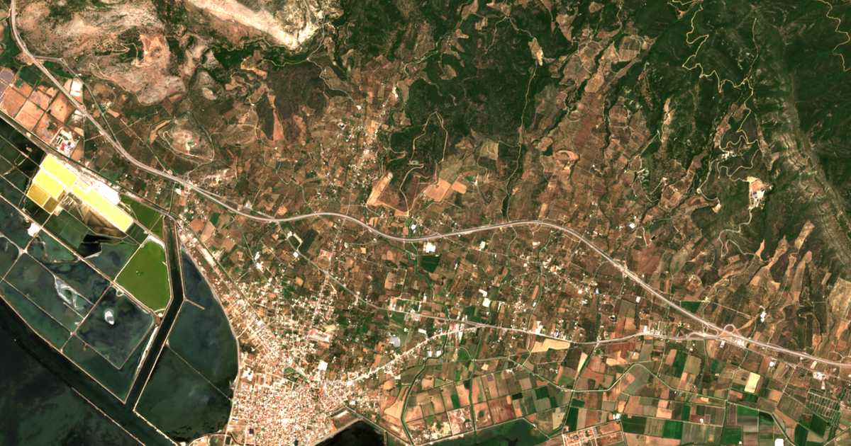 Satelitska karta: Trelágkatha