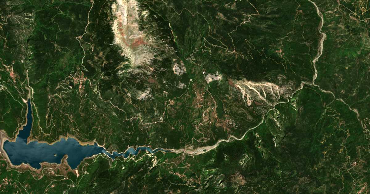 Satelitska karta: Klepá