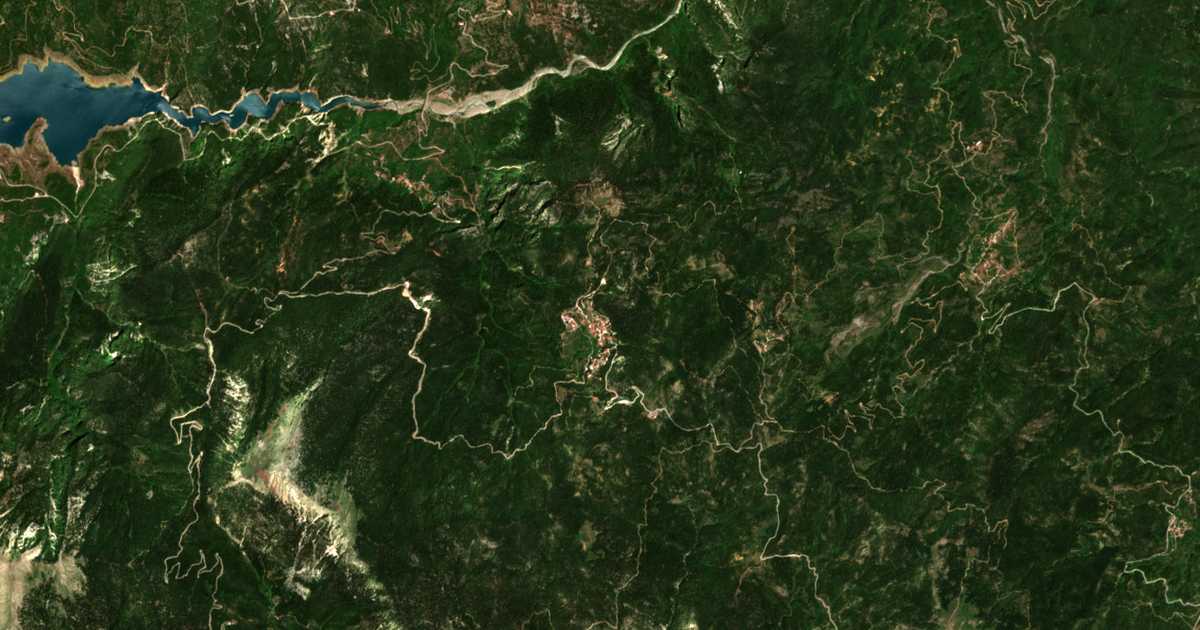 Satelitska karta: Kryonéria