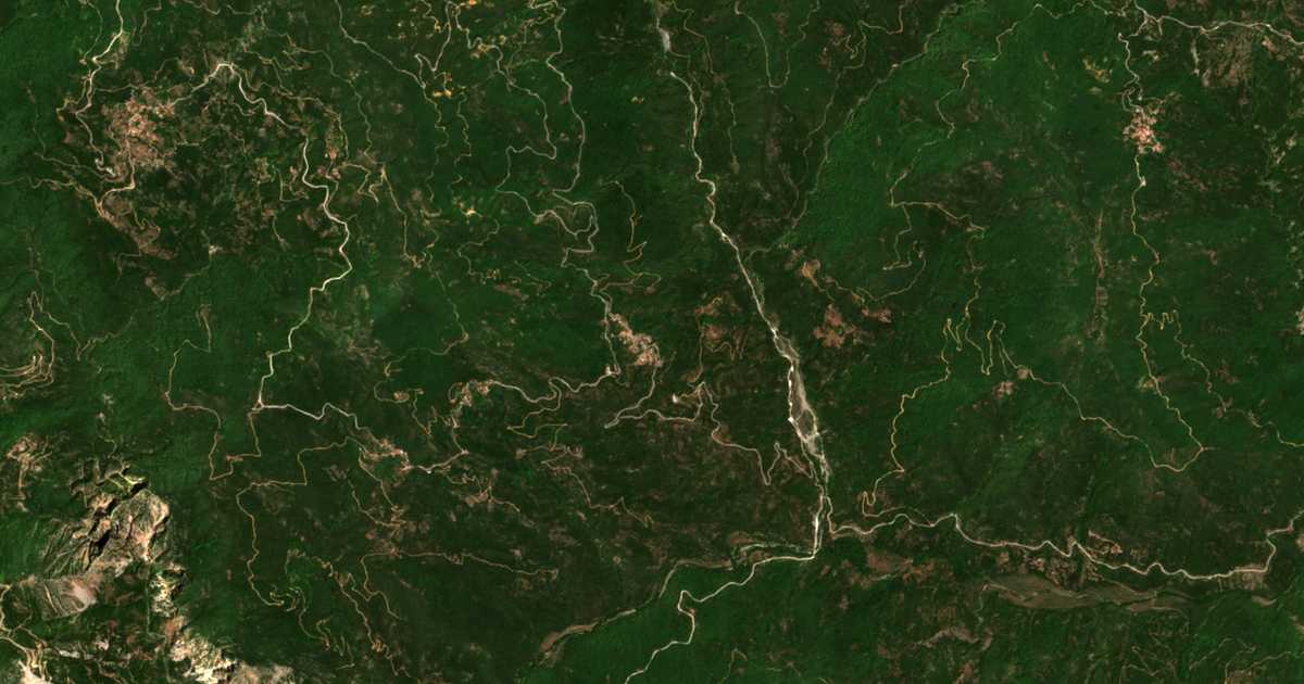 Satelitska karta: Limnítsa