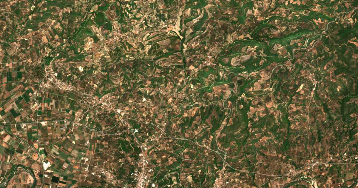 Satelitska karta: Mágeiras