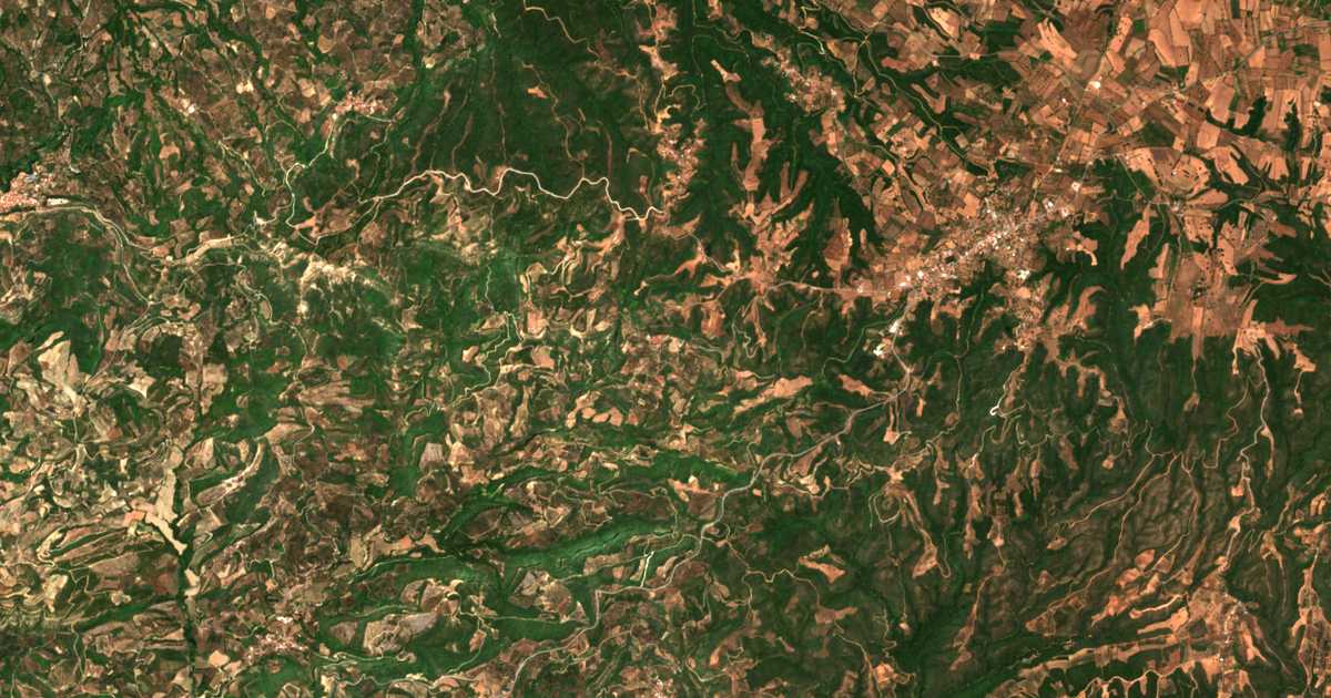Satelitska karta: Póthos