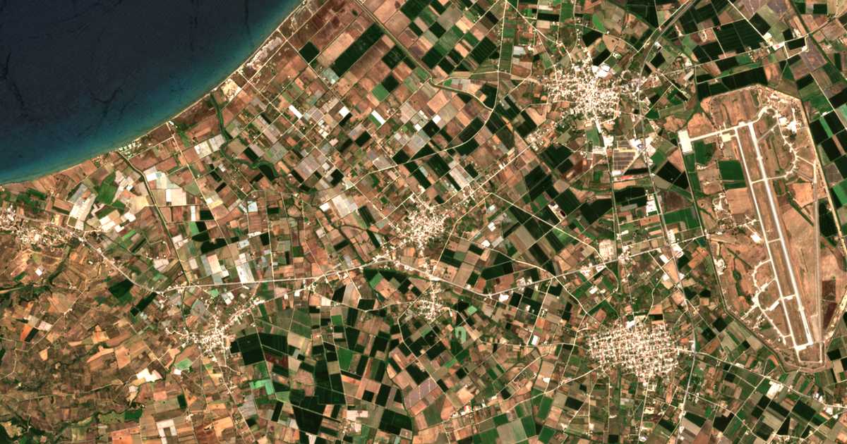 Satelitska karta: Myrsíni
