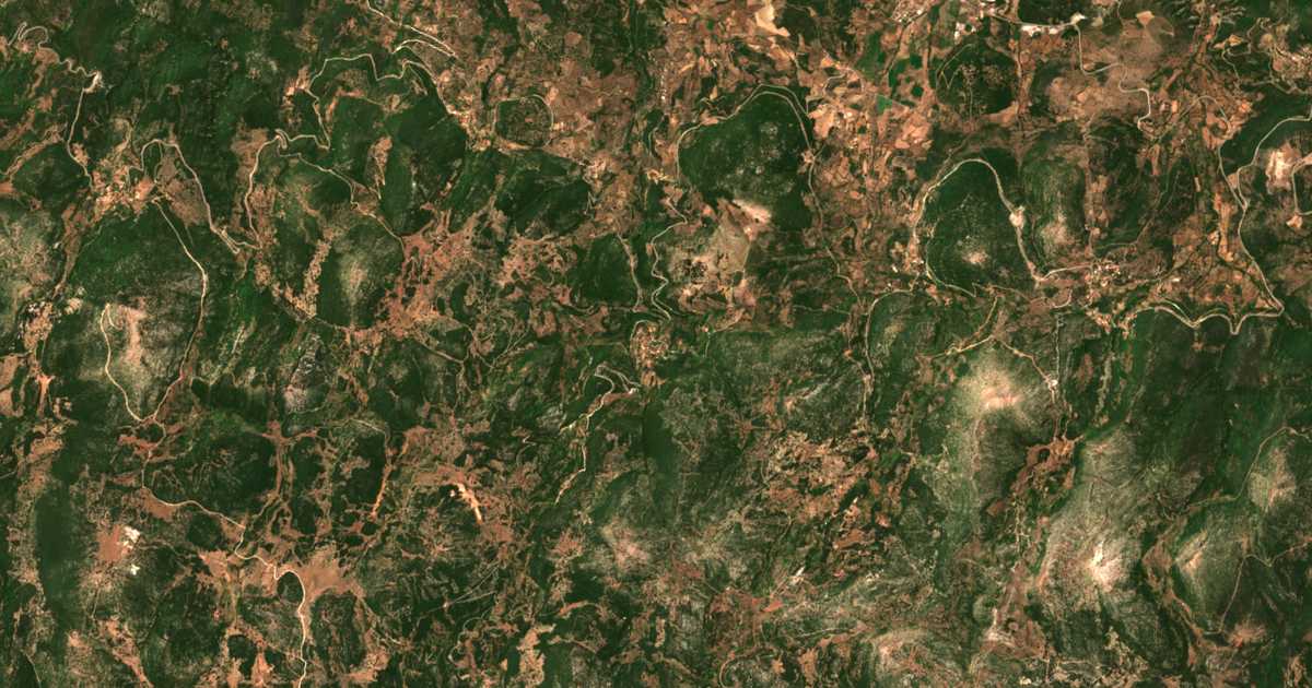 Satelitska karta: Myrónia