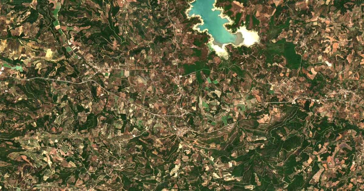 Satelitska karta: Keramidiá