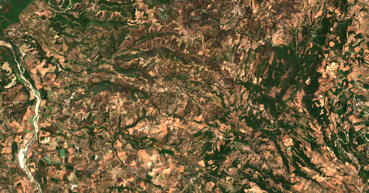 Satelitska karta: Mazarákion