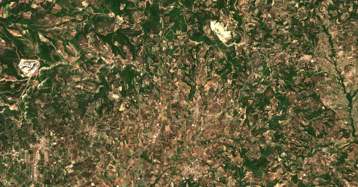 Satelitska karta: Ágioi Apóstoloi