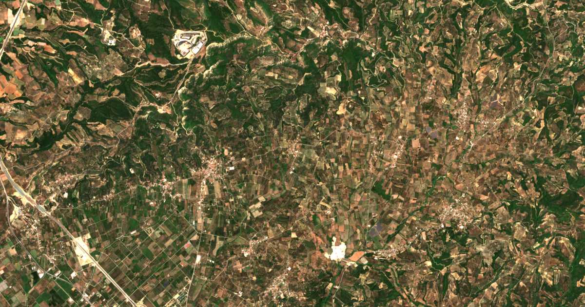 Satelitska karta: Fonaḯtika