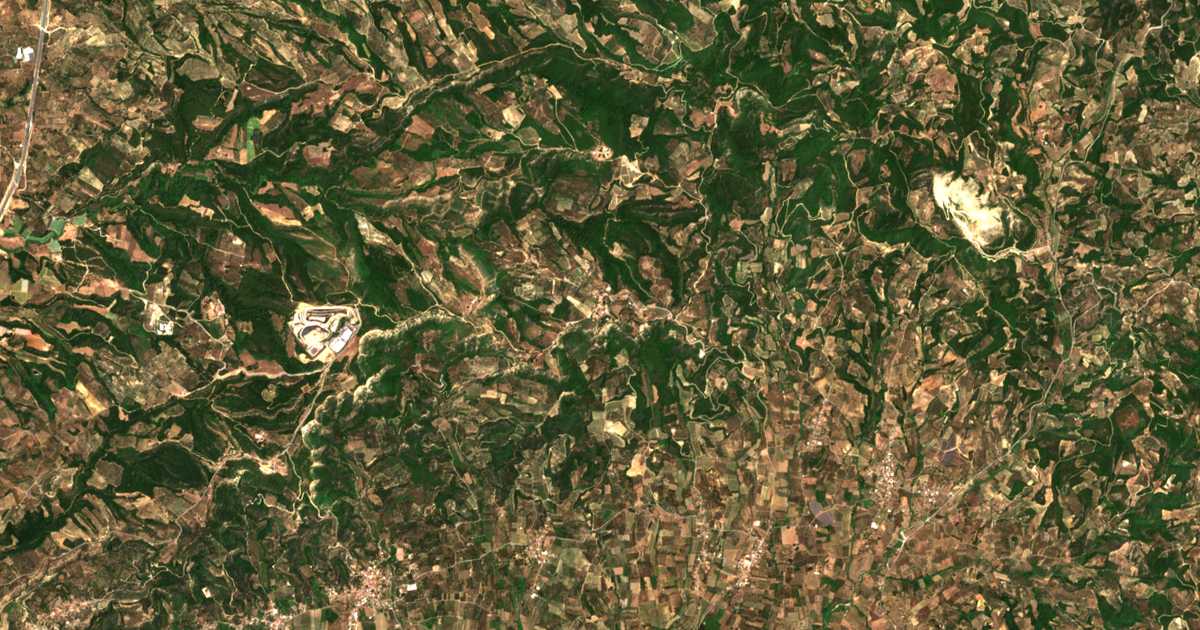 Satelitska karta: Koryfí