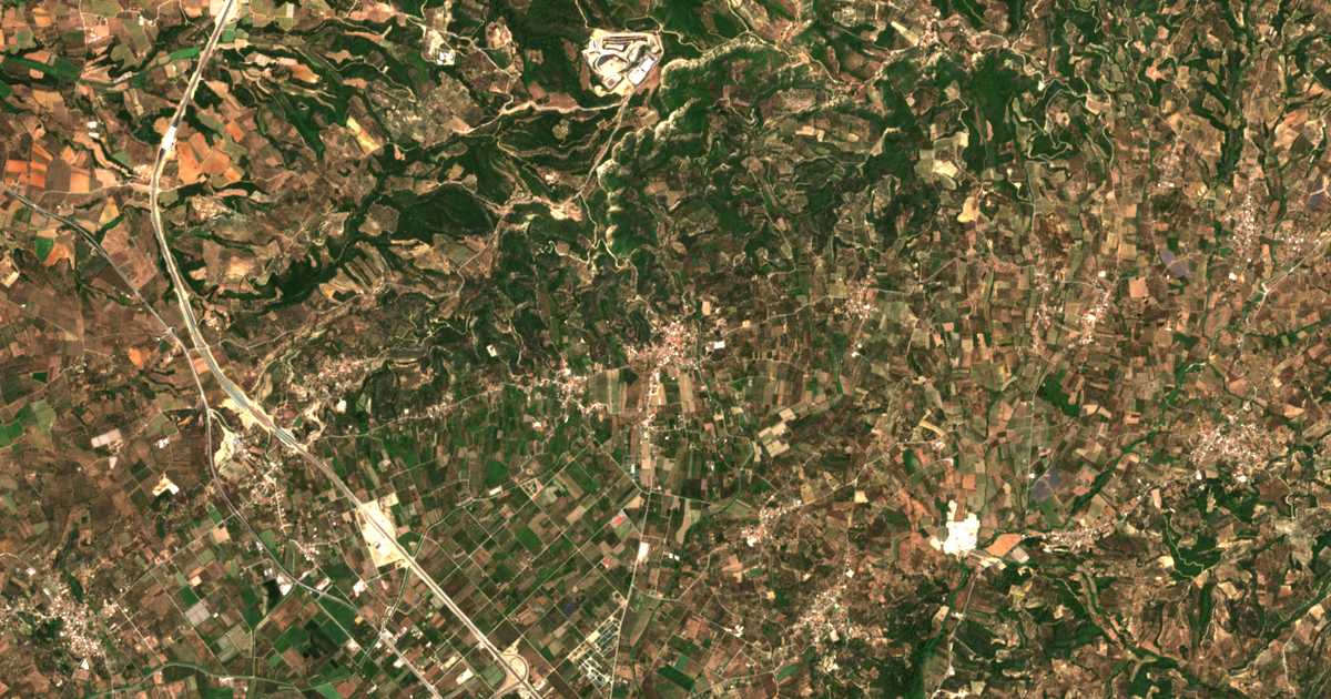 Satelitska karta: Voúnargon