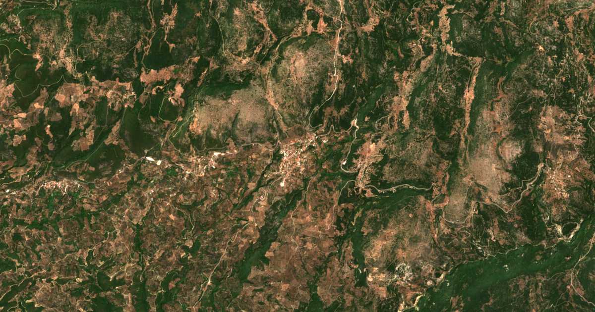 Satelitska karta: Néa Figaleía