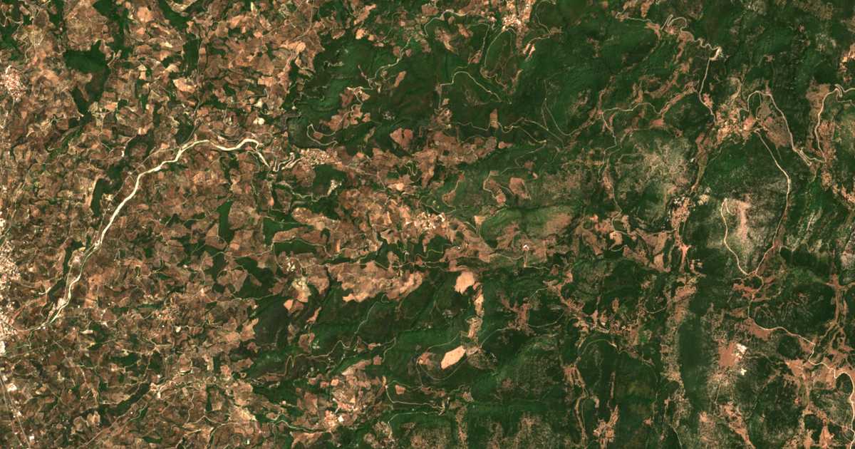 Satelitska karta: Rodiná