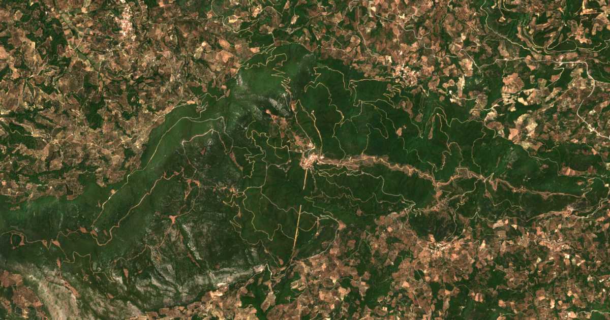 Satelitska karta: Smérna
