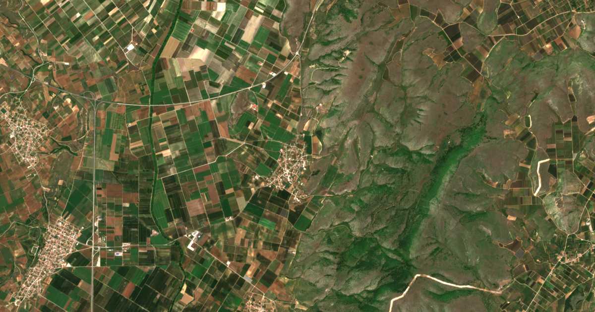 Satelitska karta: Antígonos