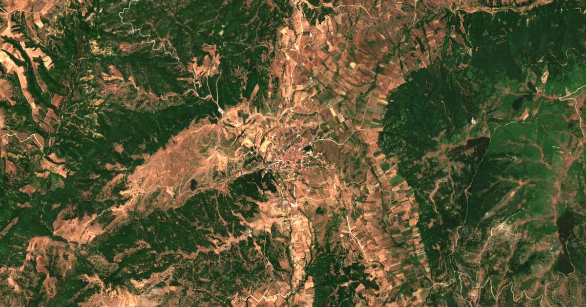 Satelitska karta: Livaderón