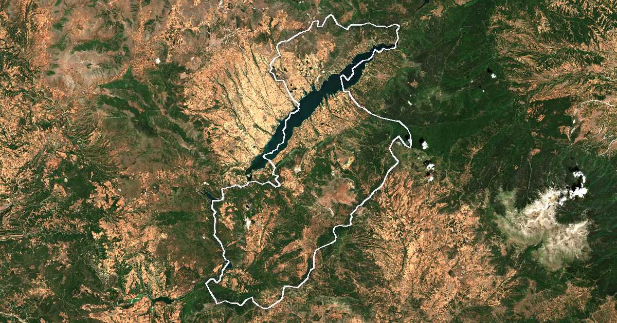 Satelitska snimka s ucrtanom granicom: Dímos Velventoú
